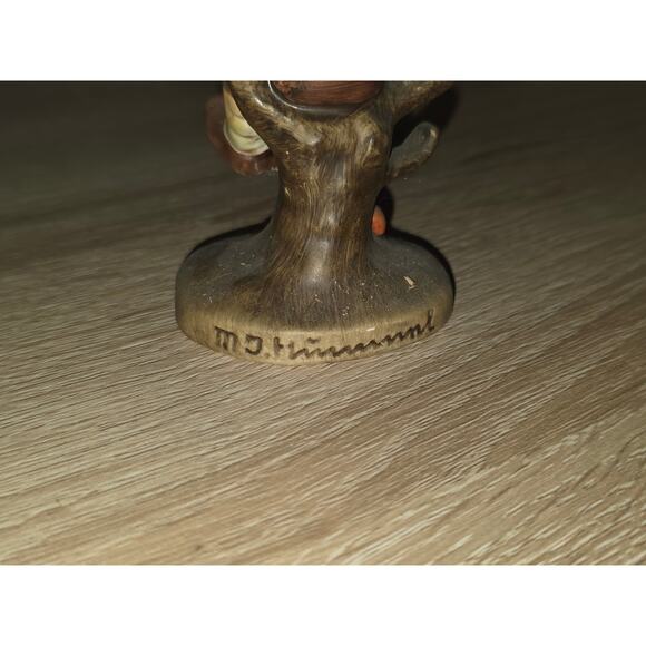 HUMMEL GOEBEL Figurine #142 3/0 TMK-2 "Apple Tree Boy" GERMANY 1950s Vintage - Picture 6 of 7